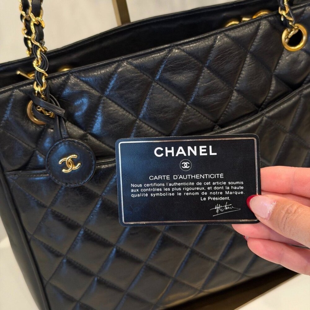 CHANEL Vintage Quilted Lambskin Chain Shopping Tote – Black/Gold
